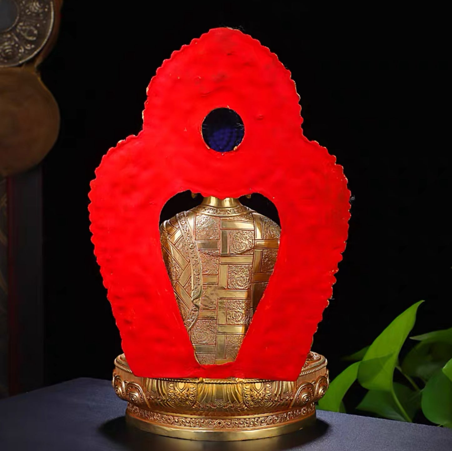 Amitabha Buddha Brass Statue – Red Antique Gold Tibetan Buddhist Deity with Backlight, 16cm / 21cm / 33cm (6.3” / 8.3” / 13”) Height