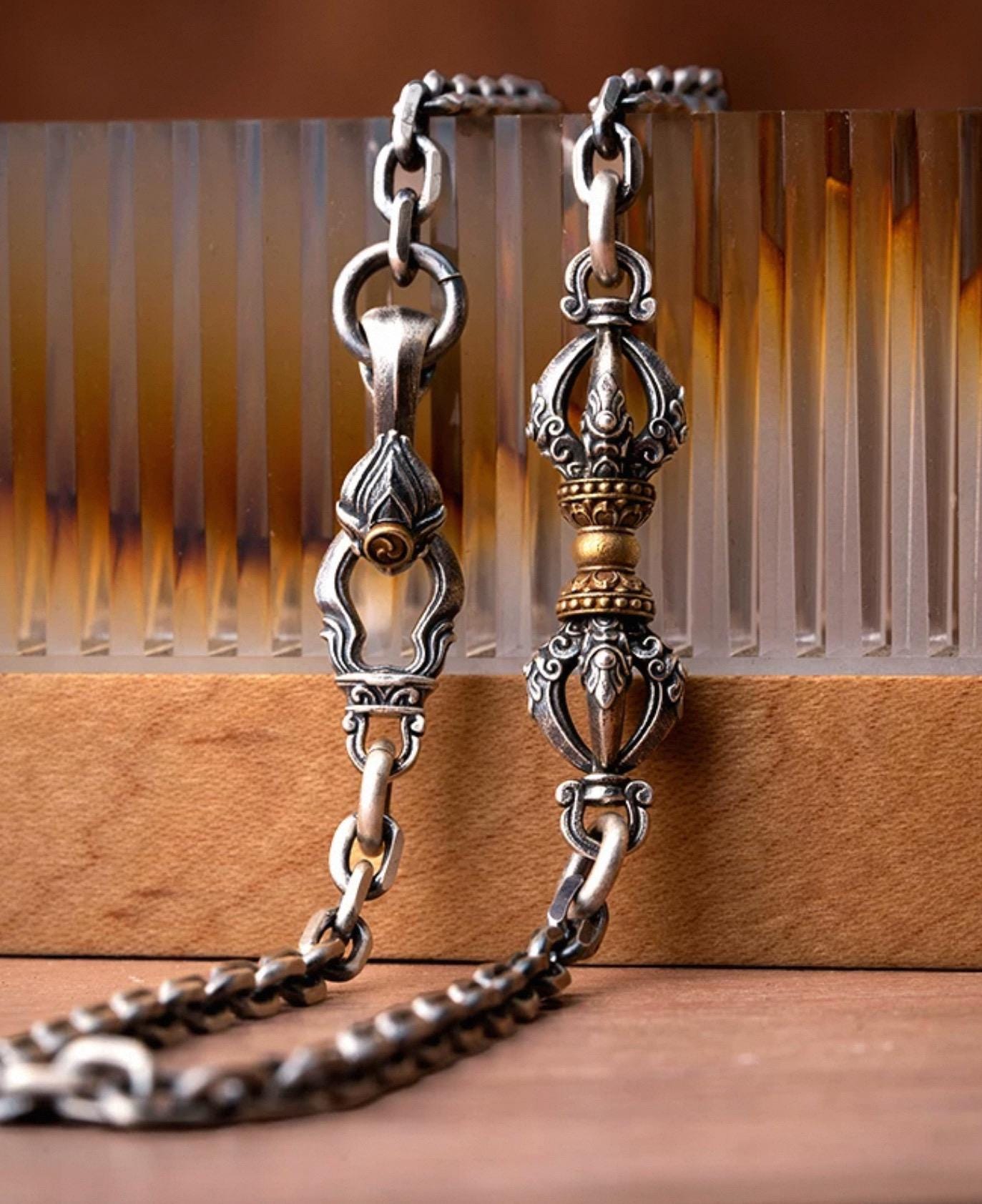 Handcrafted Tibetan Vajra Pendant Necklace – Silver Protection Amulet for Men