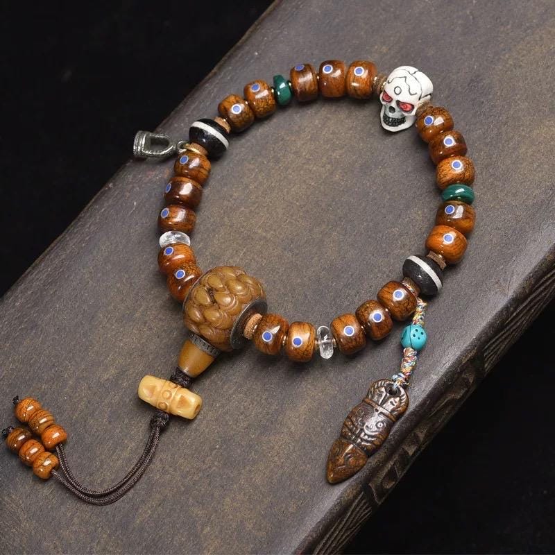 The Fissures and Fulfillment: Reflections on the Leaking and the Stainles