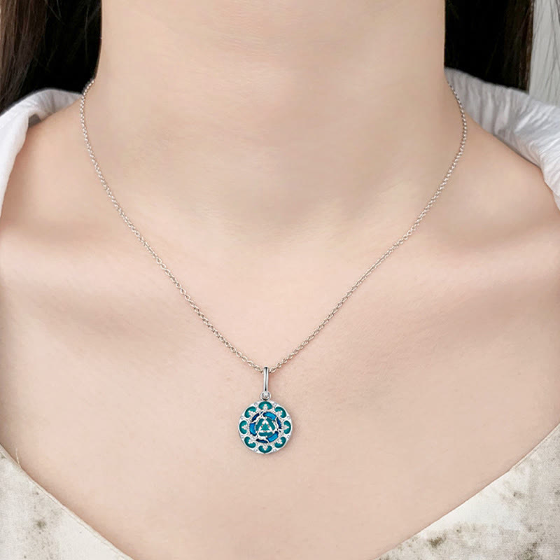 EverestArtStudios 925 Sterling Silver Round Turquoise Three Rabbits Balance Necklace Pendant