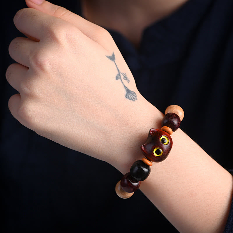 EverestArtStudios Small Leaf Red Sandalwood Ebony Wood Cute Cat Engraved Protection Bracelet