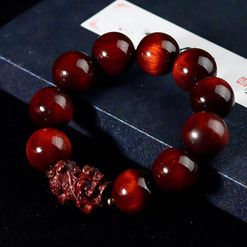 EverestArtStudios Small Leaf Red Sandalwood PiXiu Protection Bracelet