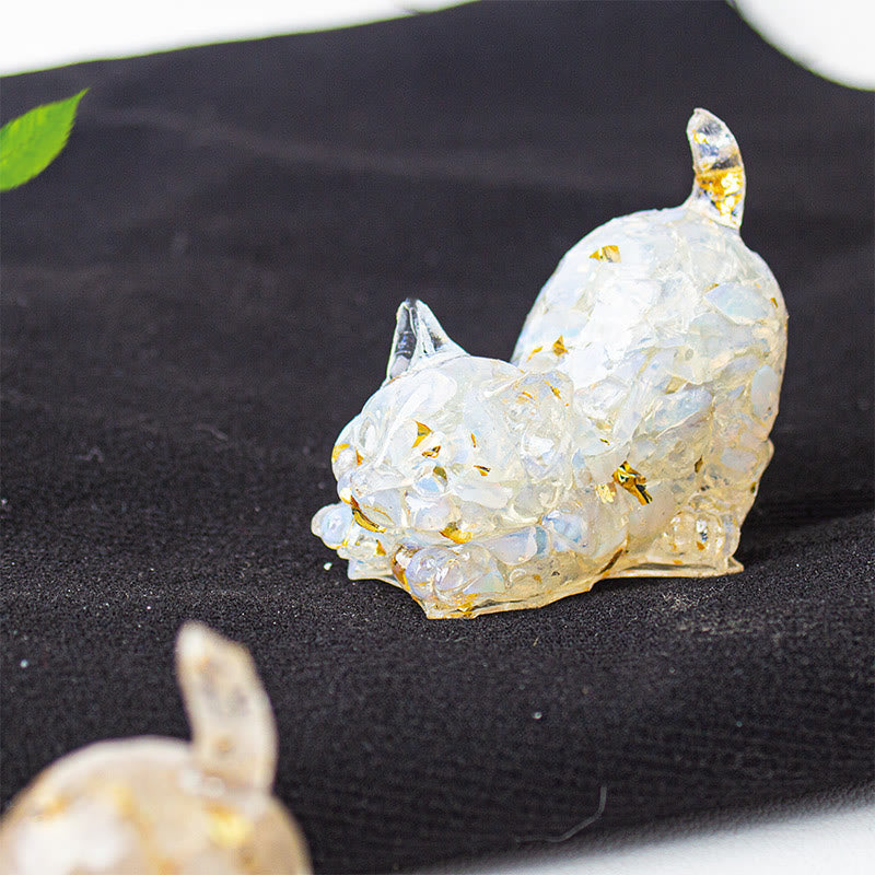 EverestArtStudios Stretching Cat Resin Crystal Gravel Meditation Decoration