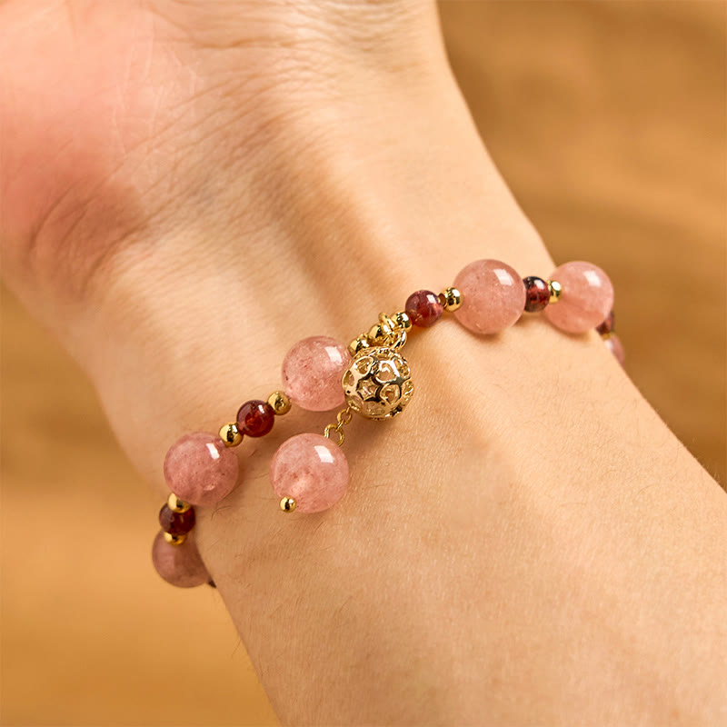 EverestArtstudios Natural Strawberry Quartz Garnet Healing Bracelet