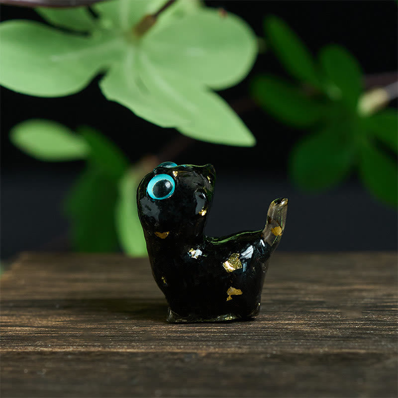 EverestArtStudios Crystal Drip Resin Small Cat Serenity Fulfilment Decoration Statue
