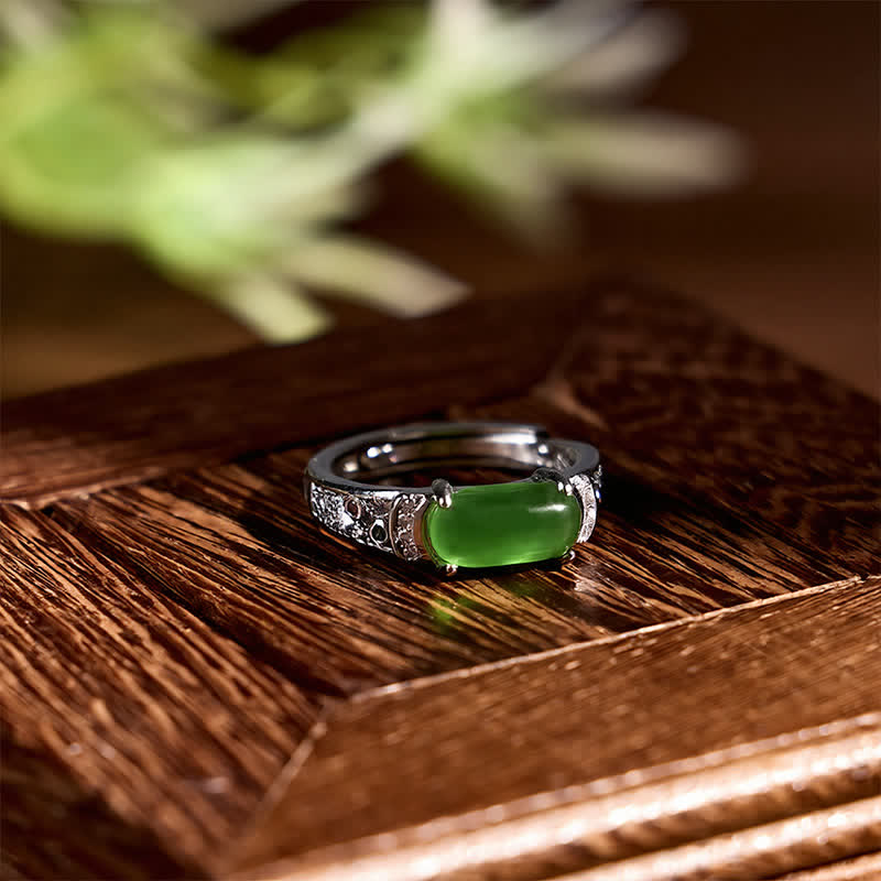 EverestArtstudios Oval Jade Retro Openwork Adjustable Harmony Ring