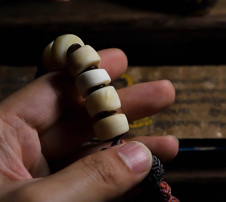 EverestArtStudios Natural Yak Bone Bracelet – Tibetan Style Bone Bead Bracelet – Organic Freeform Mala Bracelet – Handmade Unisex Spiritual Jewelry – Meditation Gift