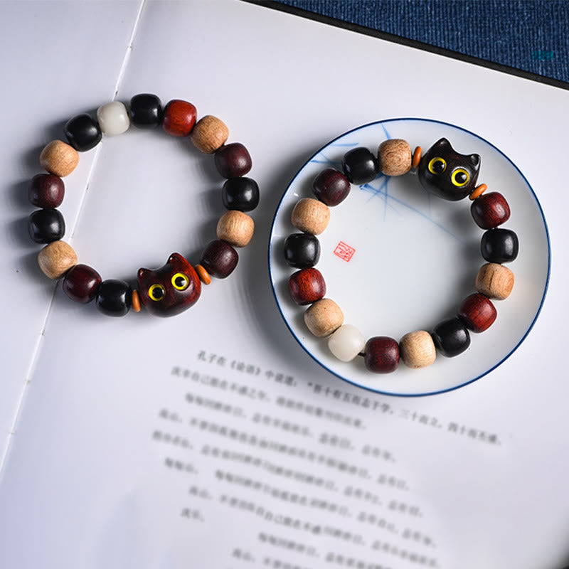 EverestArtStudios Small Leaf Red Sandalwood Ebony Wood Cute Cat Engraved Protection Bracelet