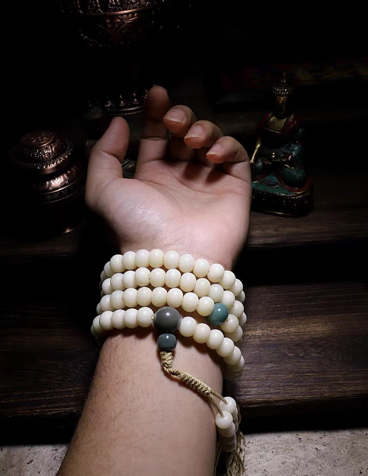EverestArtStudios Natural White Bodhi Root Mala Necklace – 108 Beads Meditation Prayer Beads – White Jade-Like Bodhi Seed Bracelet – Unisex Buddhist Mala Gift
