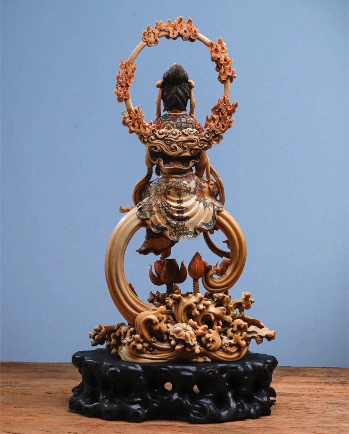 EverestArtStudios Natural Reclaimed Mammoth Ivory Water Moon Guanyin Avalokiteshvara Statue, Hand Carved Bodhisattva Sculpture, Buddhist Altar Decor, Collectible Art