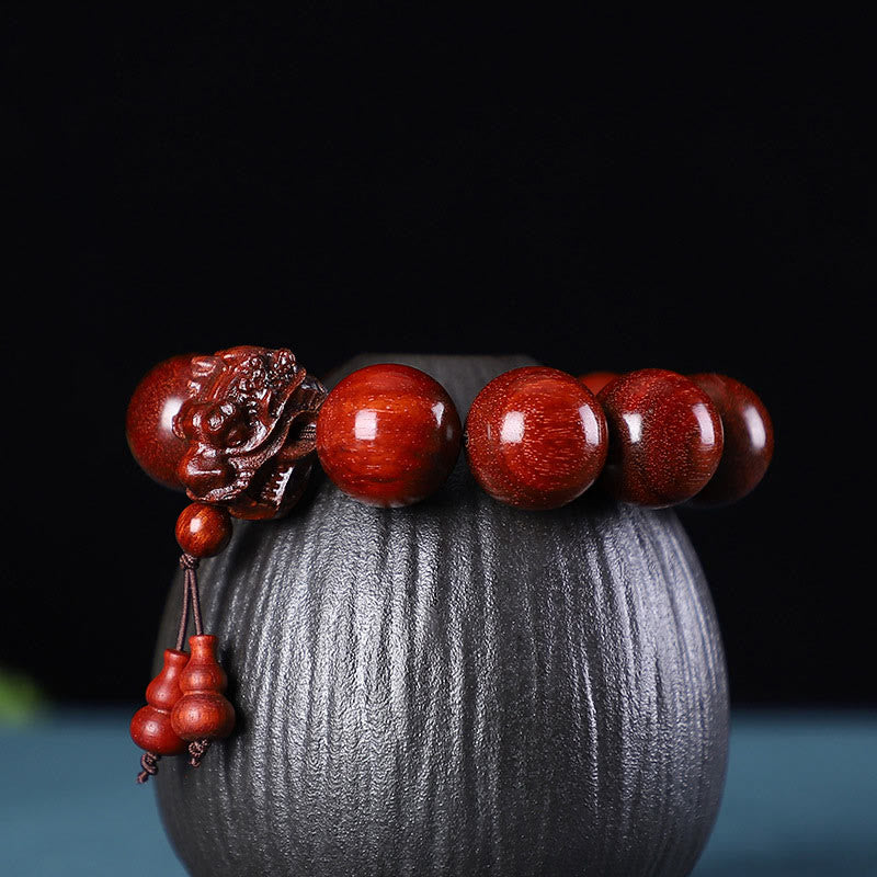 EverestArtStudios Rosewood Green Sandalwood Small Leaf Red Sandalwood Dragon Carved Protection Bracelet