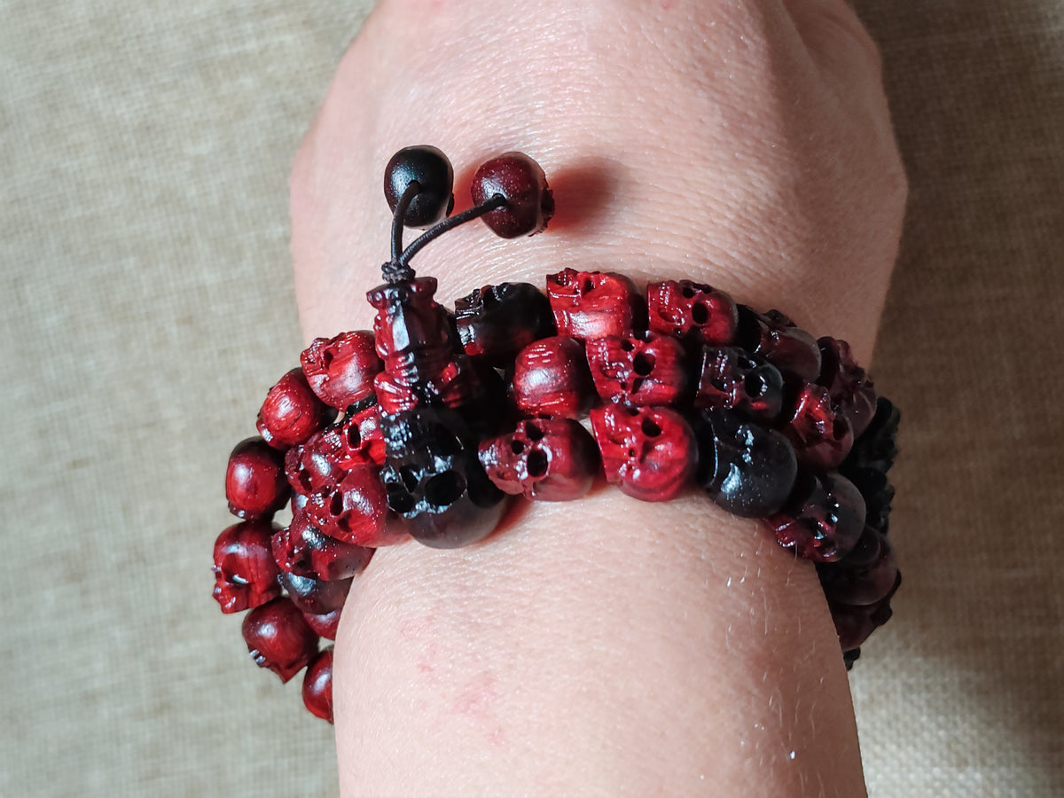 Natural Red Sandalwood Skull Mala Bracelet: Tibetan Buddhist Prayer Beads