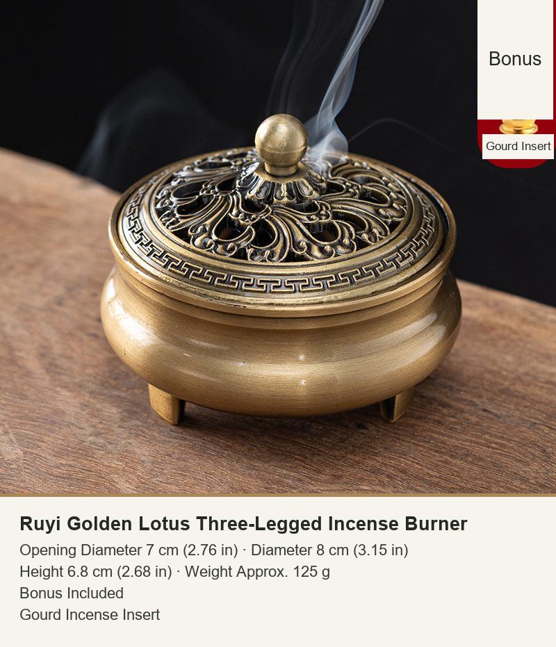 Colección de incensarios tradicionales de ofrendas de tres patas