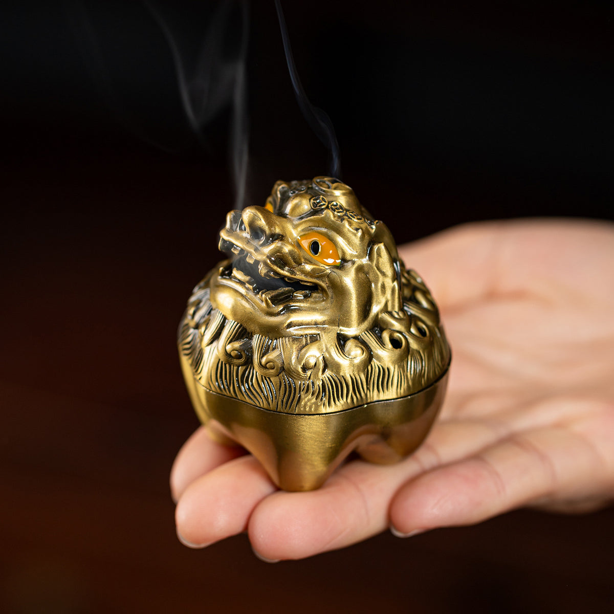 Lowon Swiss Beast Small Incense Burner Chinese Aromatherapy Burner Lucky Nafu Pixiu Burner Household Indoor Xiangyun Disk Incense Burner Ornament