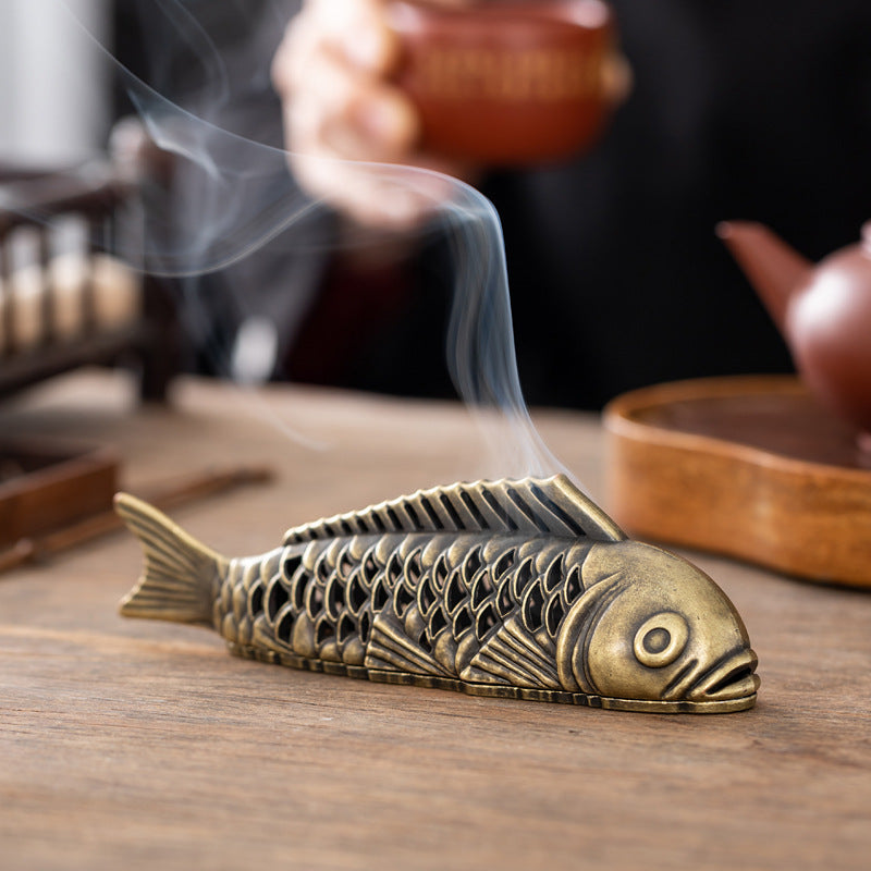 Simulation carp ornament tea table tea pet household indoor bedroom incense box line incense plug every year there are fish creative koi incense burner
