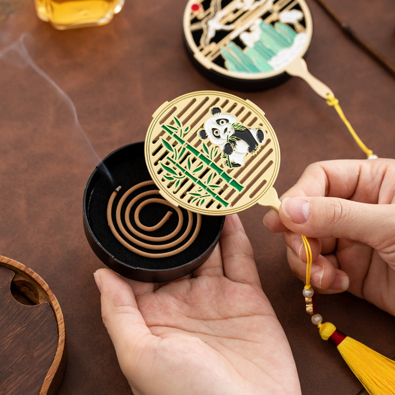 Bemalte Räucherboxen mit Kranich-, Fächer- und Pipa-Motiven