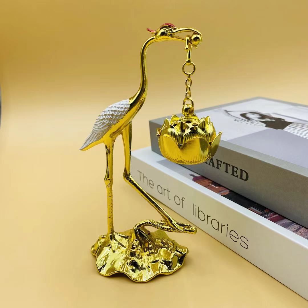 Golden Crane Hanging Stove Creative Alloy Aromatherapy Stove Small Xiangyun Disk Incense Stove Lotus Stove Ornament