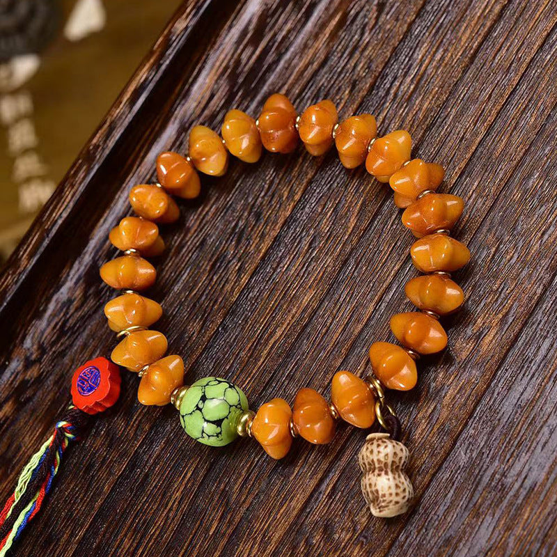 EverestArtstudios Yak Bone Star Bead Turquoise Accent Bracelet
