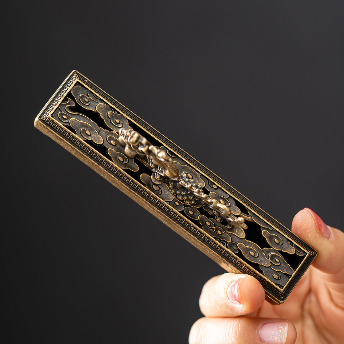 Get rich now, zodiac horse ornaments, household sandalwood aromatherapy burner, agarwood thread incense insert incense holder, alloy incense burner crafts