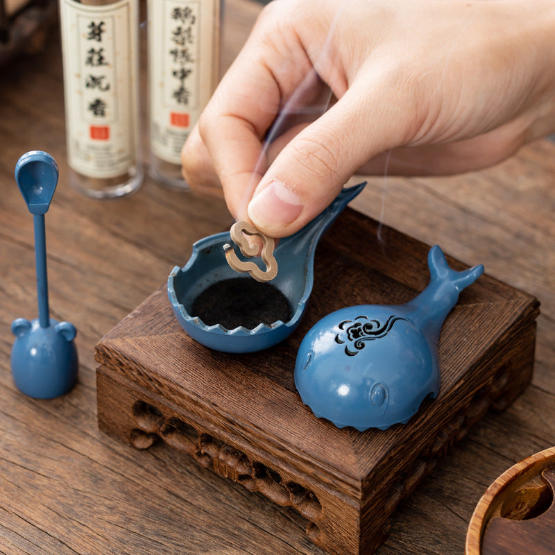 Blue whale small incense burner incense seal tool small auspicious cloud disc incense burner creative aromatherapy burner multi-functional incense burner tea ceremony ornament