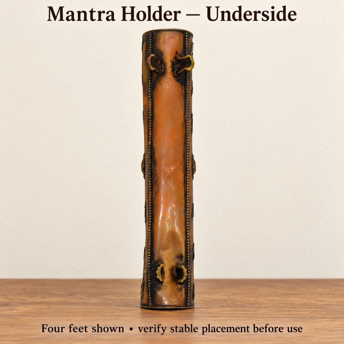 Actual mantratrough underside andfourfeet