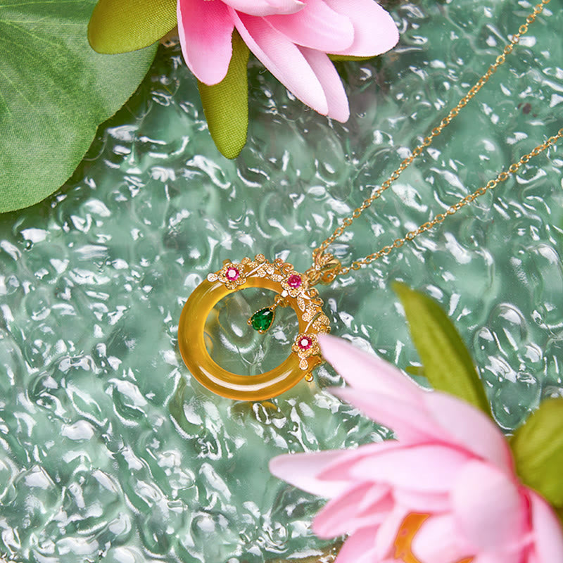 EverestArtstudios Green Chalcedony Peace Buckle Design Strength Necklace Pendant