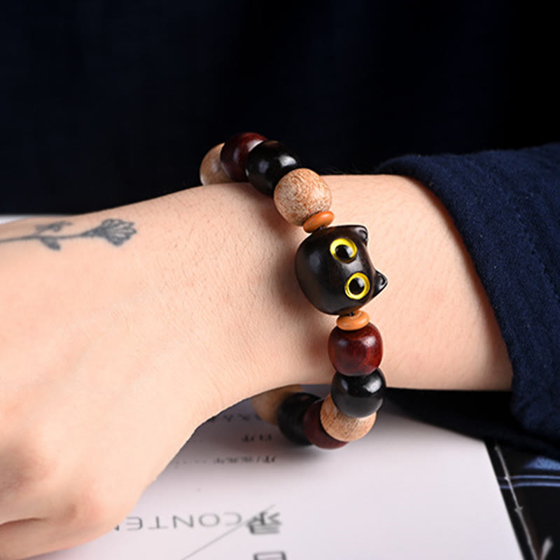 EverestArtStudios Small Leaf Red Sandalwood Ebony Wood Cute Cat Engraved Protection Bracelet