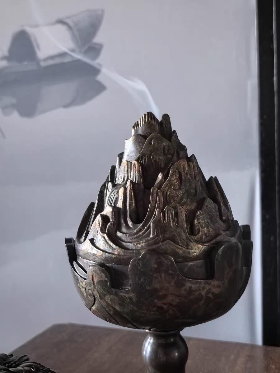Creative Boshan Incense Burner Large Home - Use Censer for Sandalwood & Agarwood, Bronze Tea Ceremony Meditation Decor