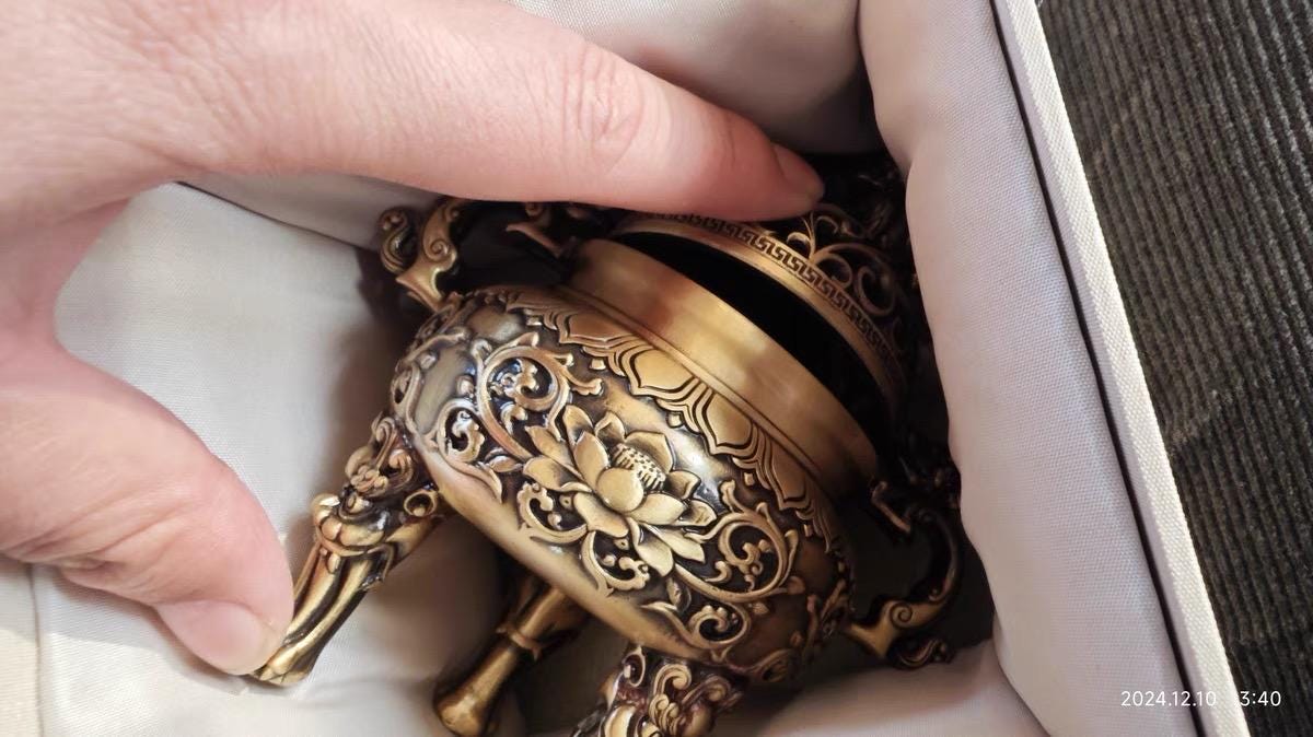 Handcrafted Zinc Incense Burner Lion, Antique-Style Suanni Lion Incense Burner, Traditional Tibetan Censer