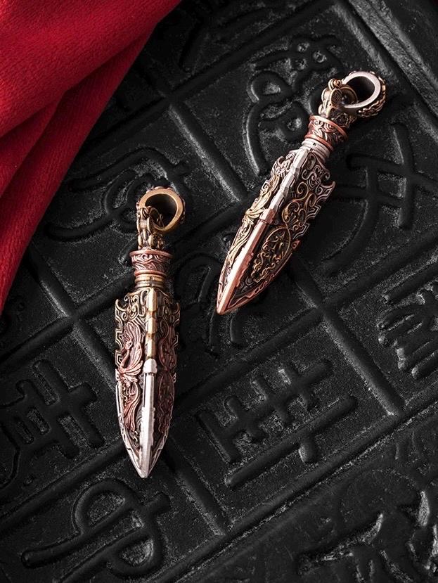 Handcrafted Brass Arrowhead Pendant Warring States-Inspired Warrior Talisman Necklace