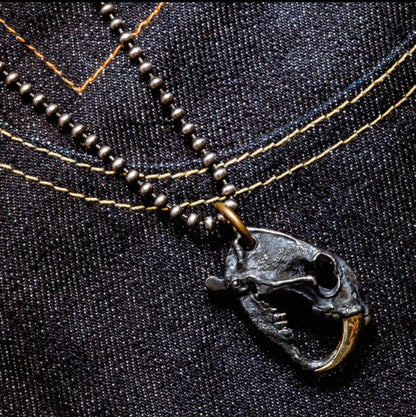 Original Brass Saber-Toothed Tiger Skull Pendant, Handcrafted Keychain with Silver Teeth