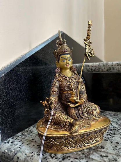 Padmasambhava (Guru Rinpoche) Statue – 23cm | Shakya Clan Inspired Buddhist Sculpture | Tibetan Himalayan Art