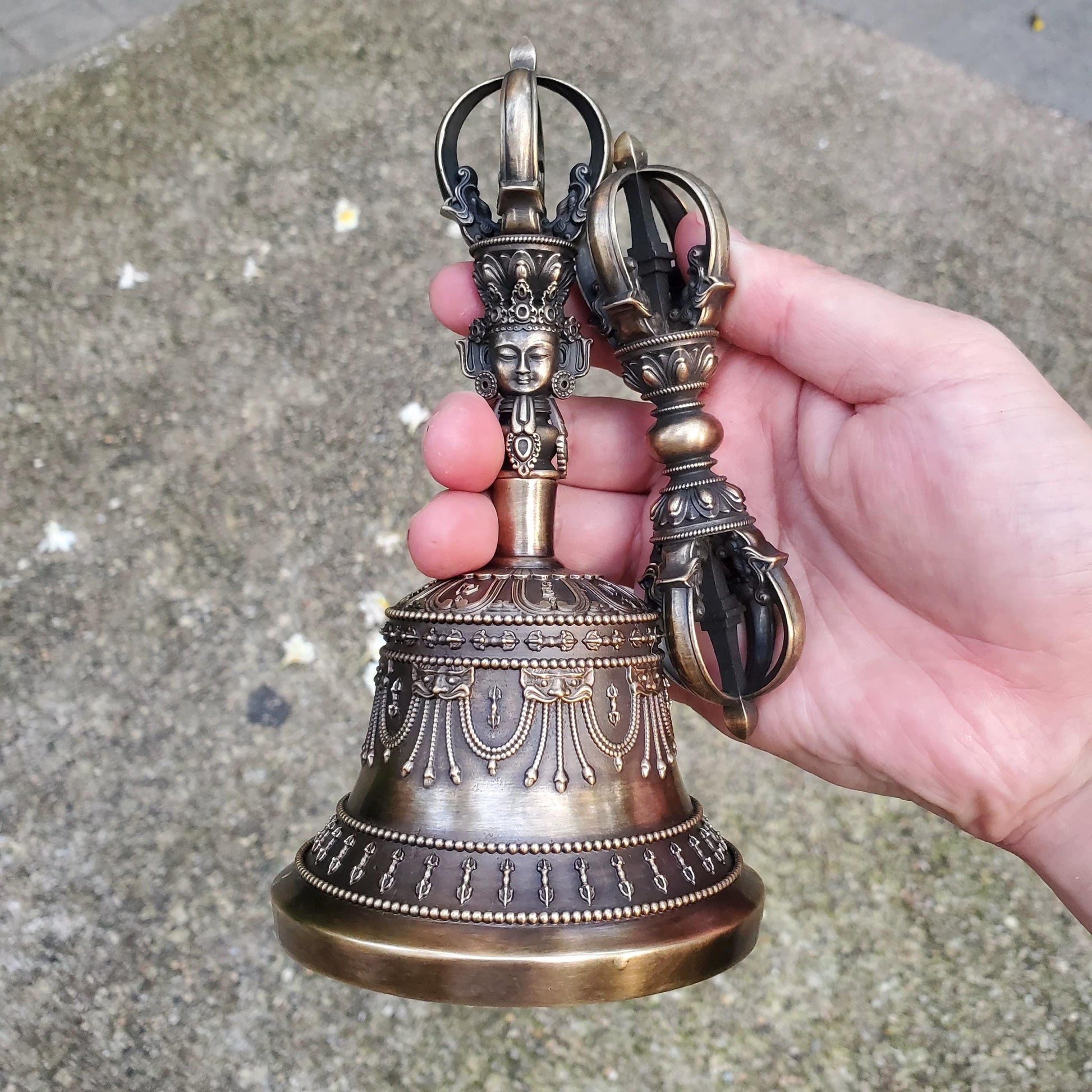 Brass Tibetan Vajra Bell & Dorje Set – Nepalese Handcrafted 5-Prong Ritual Bell