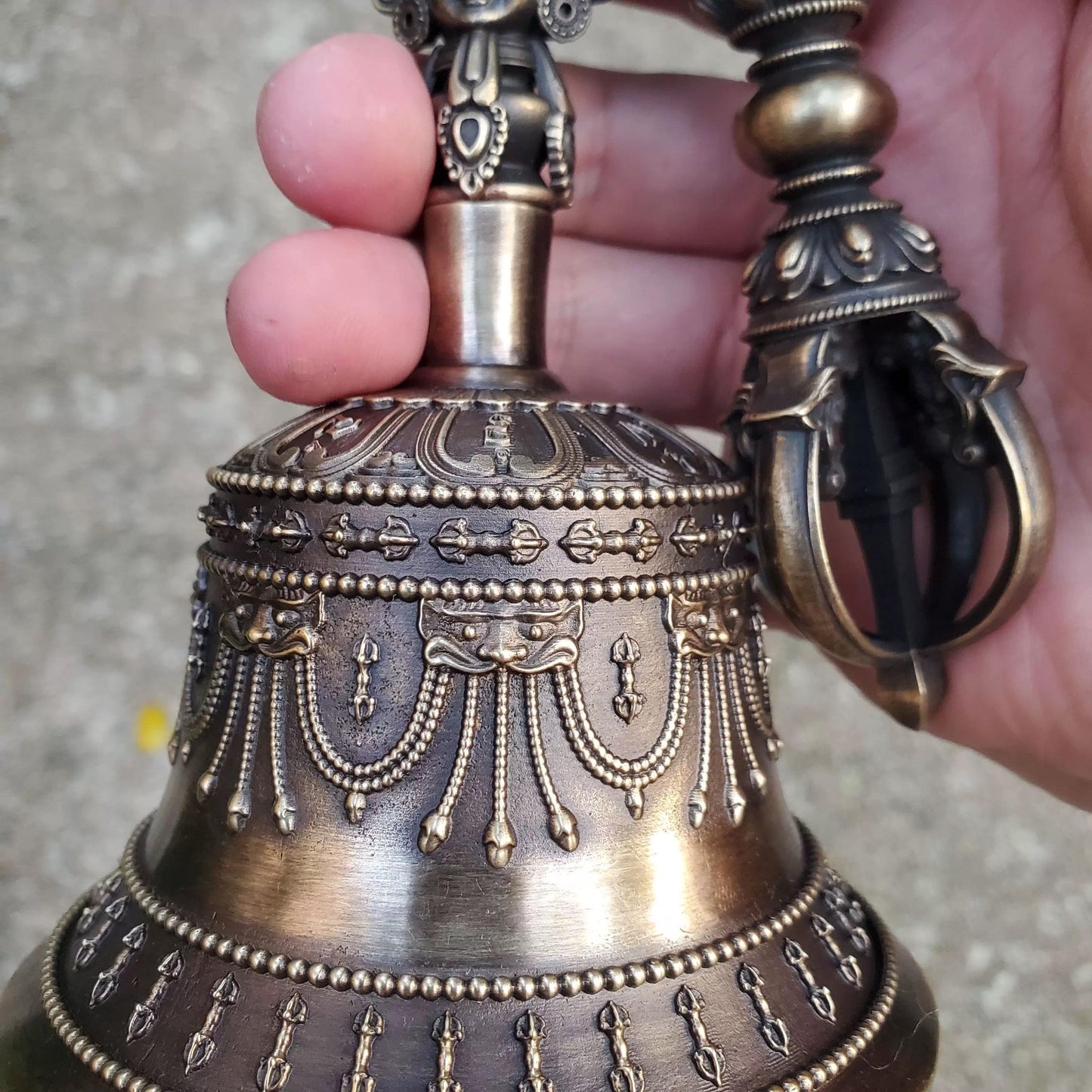 Brass Tibetan Vajra Bell & Dorje Set – Nepalese Handcrafted 5-Prong Ritual Bell