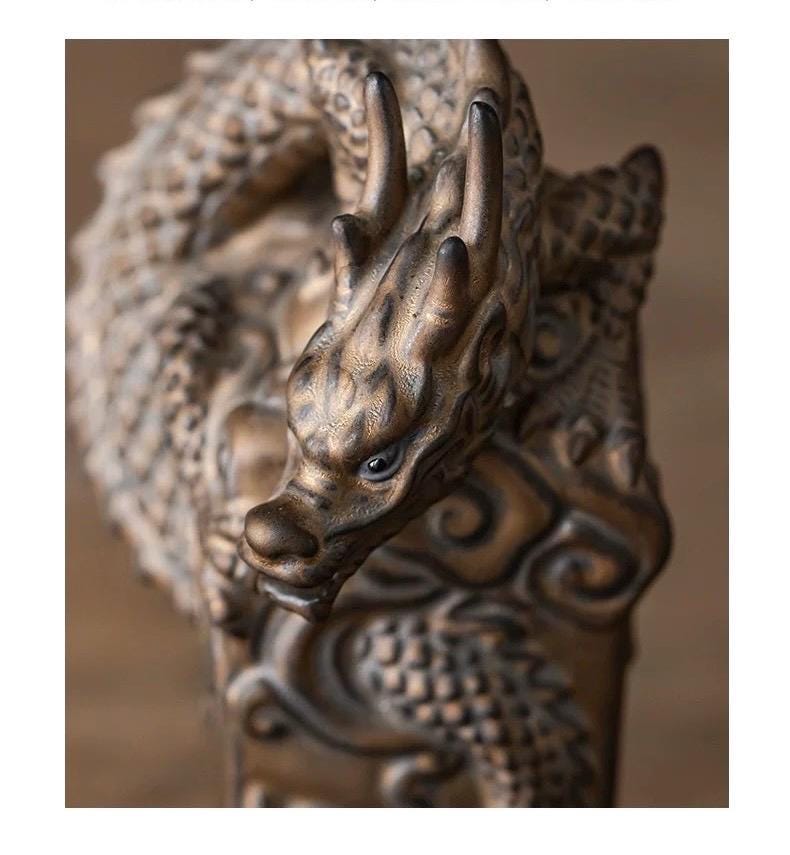 Handmade Ceramic Coiling Dragon Seal Incense Burner, Chinese Style Stamp Incense Holder for Desk, Altar, Tea Table, Home Decor Gift