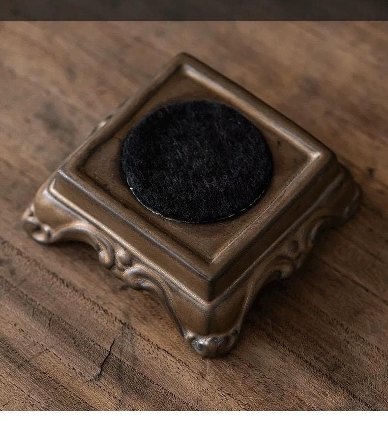 Handmade Ceramic Coiling Dragon Seal Incense Burner, Chinese Style Stamp Incense Holder for Desk, Altar, Tea Table, Home Decor Gift