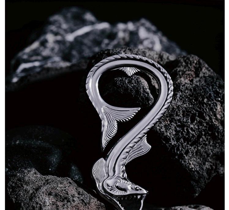 Deep Sea Viper Fish Bottle Opener Keychain, Unique Stainless Steel Carabiner Hook, Creative EDC Tool for Men, Masculine Gift Idea