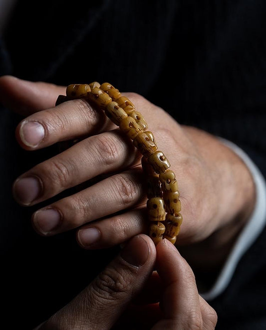 Handmade Tibetan Yak Bone Skull Mala - 108 Prayer Beads for Meditation, Buddhist Ritual, Unique Gothic Jewelry, Natural Old Ox Bone Carving