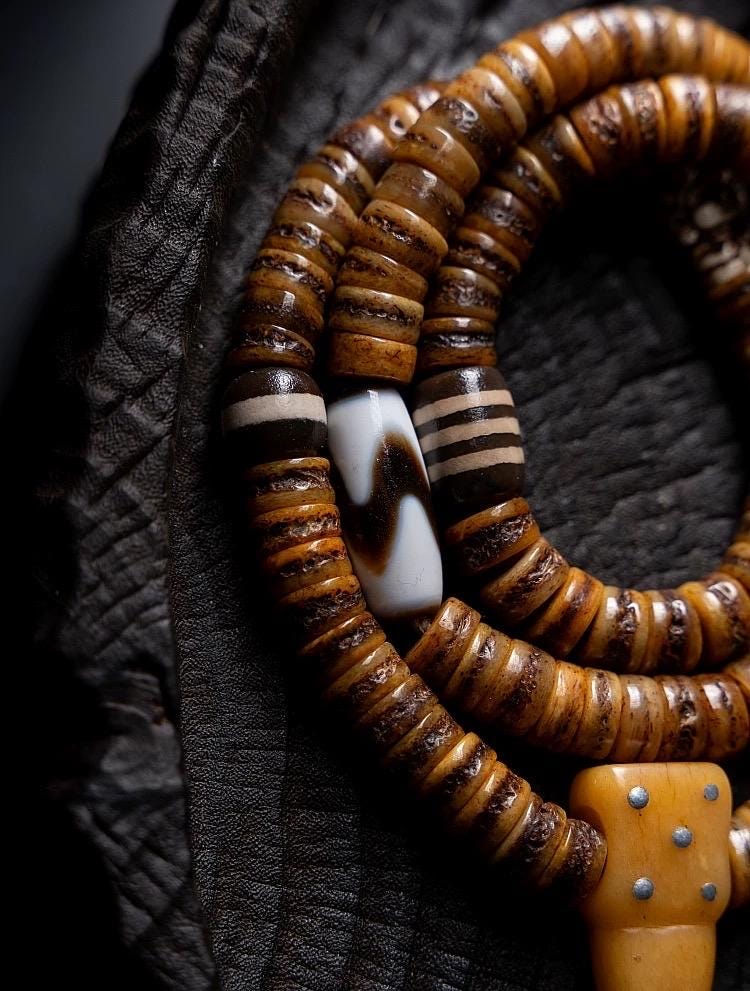 Antique Style Tibetan Yak Bone Mala Beads - 108 Prayer Beads Necklace - Hand-Carved Spirit Bone Rosary for Meditation-Zen Gift