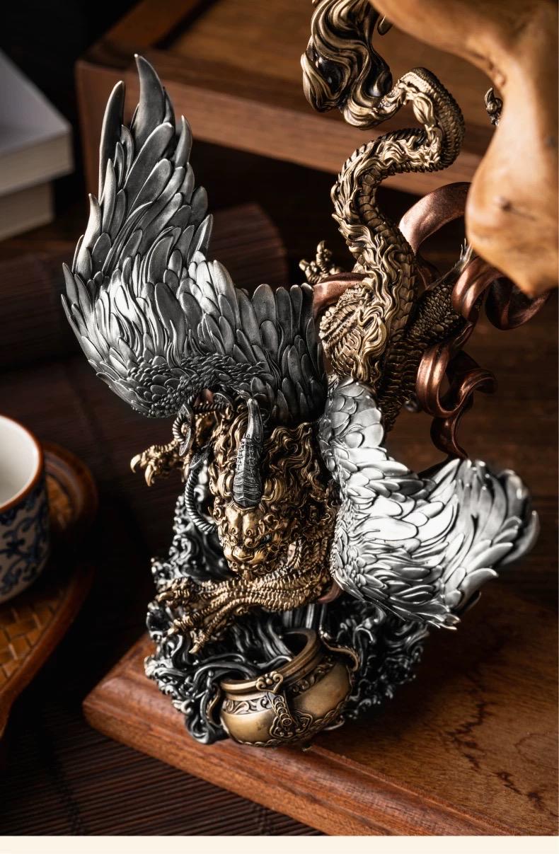 Brass Pi Xiu Figurine Feng Shui Wealth Guardian Statue, Chinese Auspicious Beast Sculpture for Office Desk Decor, Housewarming Business Gift