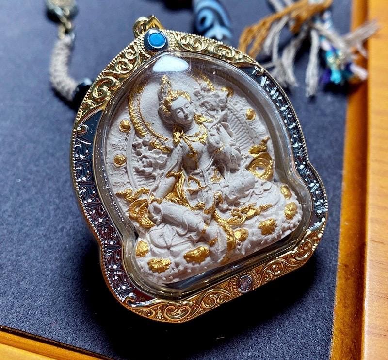Hand-Painted Green Tara Ash & Medicine Tsa Tsa Gawu Box Pendant, Tibetan Gau Amulet Necklace, Buddhist Thangka Art, Sacred Protection Jewelr