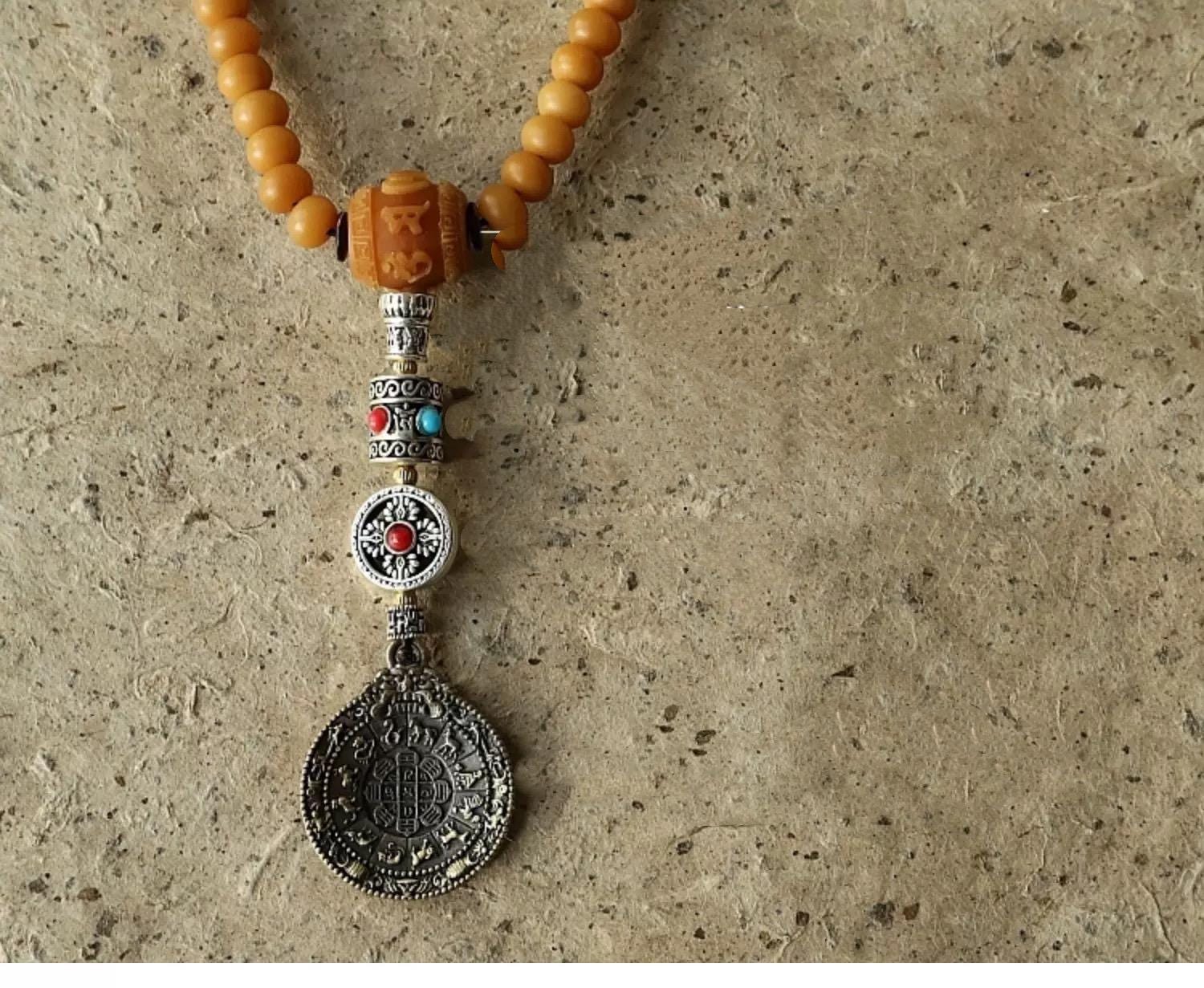 Handmade 108 Bodhi Root Mala Beads Necklace Tibetan Style Agate Bracelet Mens Women Buddhist Prayer Beads Original Weathered Bodhi Seeds