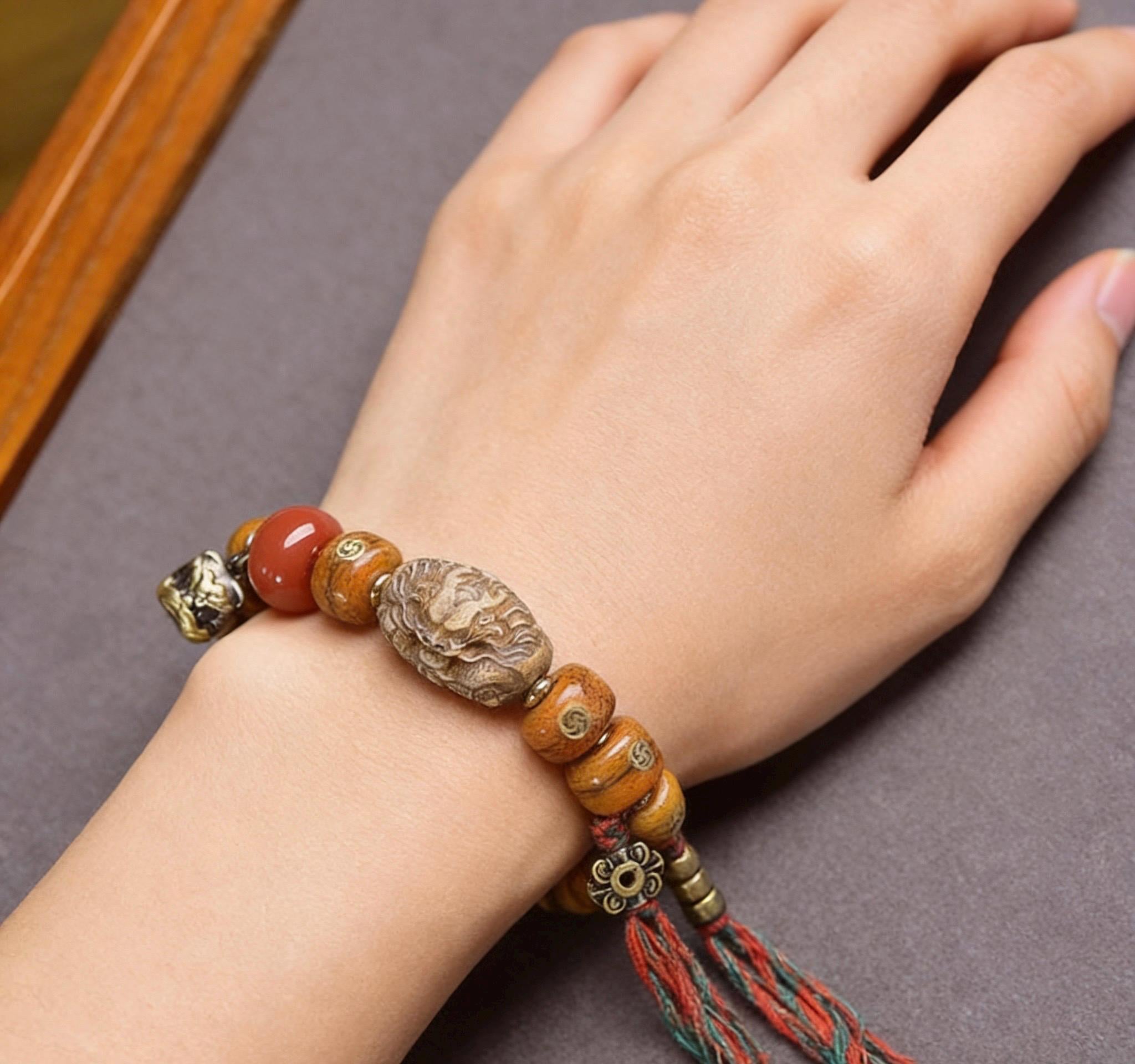 Natural Yak Bone Bracelet with Inlaid Wan Symbol, Tibetan Buddhism Mala Beads Ethnic Prayer Bead Bangle Meditative Zen Jewelry for Men Women