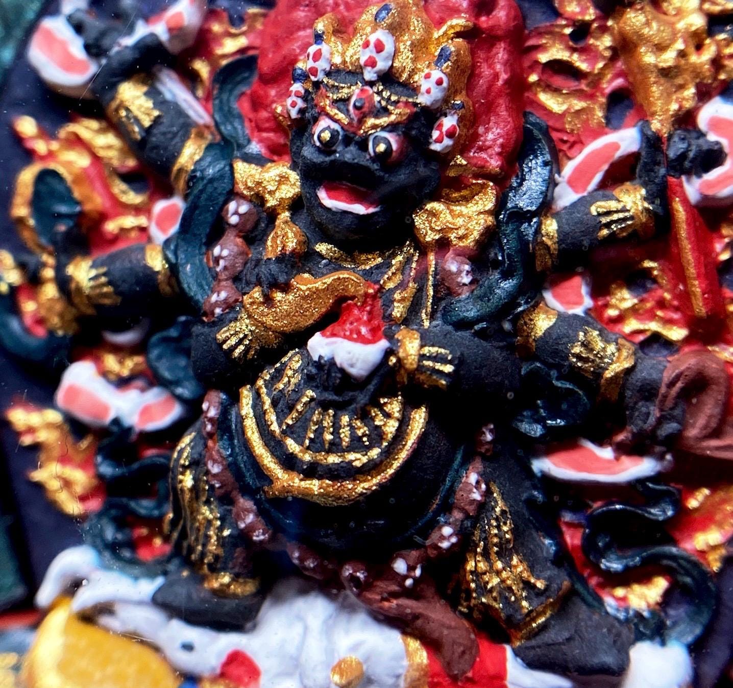 Hand-Painted Mahakala Tsa Tsa Necklace Pendant Mineral Pigment Tibetan Thangka Art Buddhist Amulet Small Six-Armed Mahakala Spiritual Gift