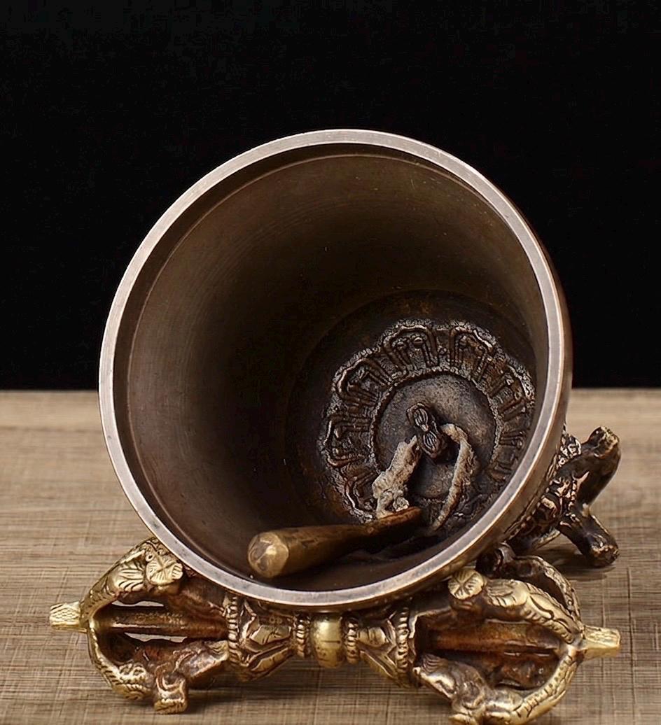 100% Handmade Brass Vajra and Bell Set from Nepal, Hand-Carved Five-Pronged Dorje, Tibetan Buddhist Ritual Ghanta, Modern Home Decor, Zen
