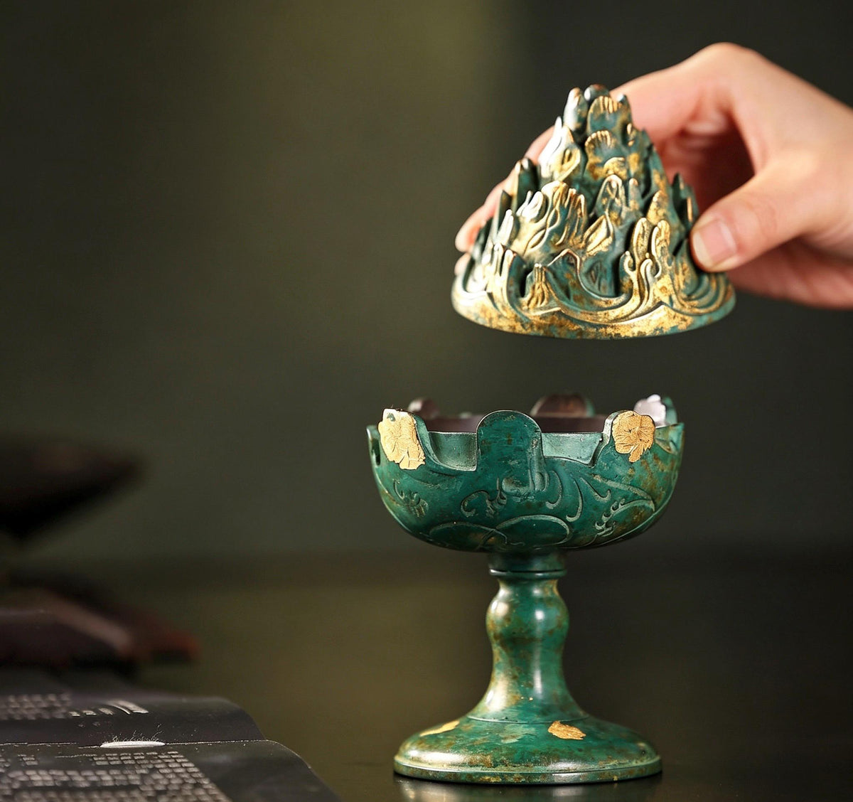 Boshan Incense Burner, Replica Gold Inlay Censer, Vintage Incense Burner for Coil Cone Stick, Retro Desk Decor,Spiritual Zen Meditation Gift