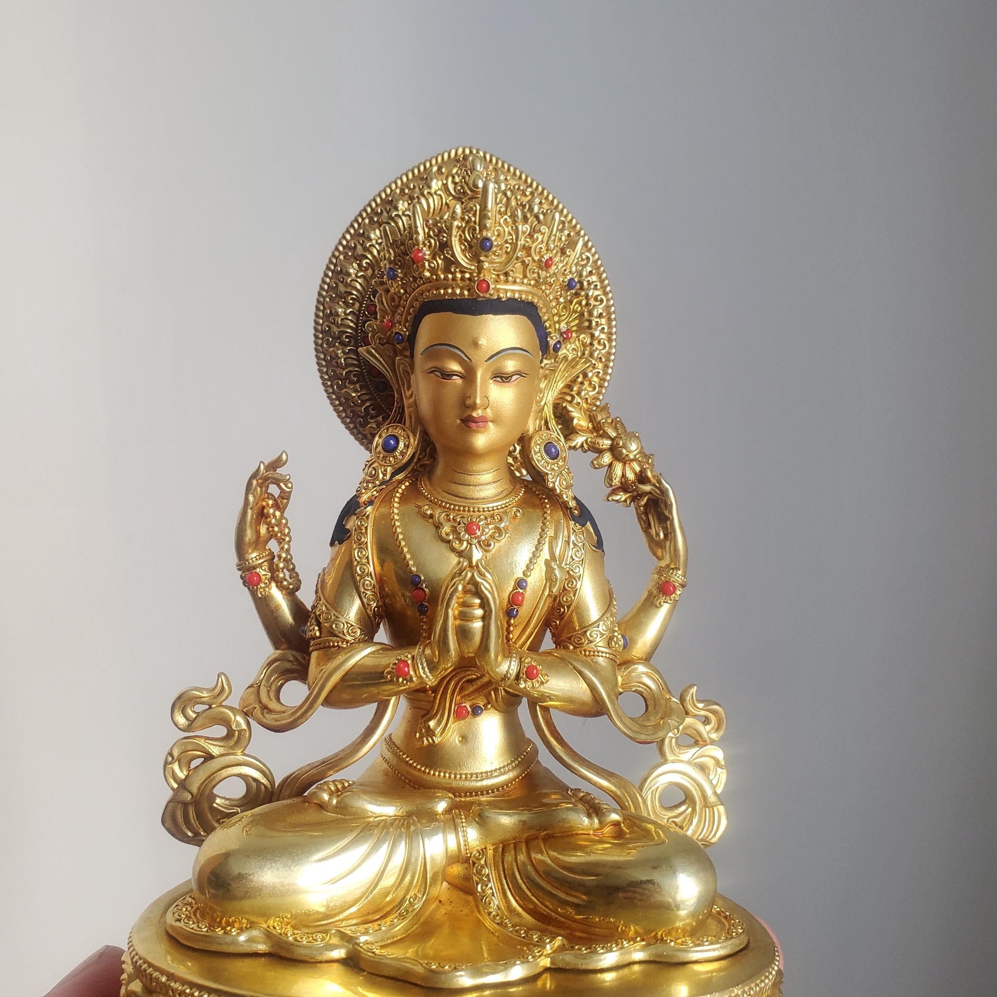 Gilded Copper Four Armed Avalokiteshvara Statue, Nepalese Buddha Figurine, Painted Chenrezig Bodhisattva Deity Altarpiece Home Decor Gift