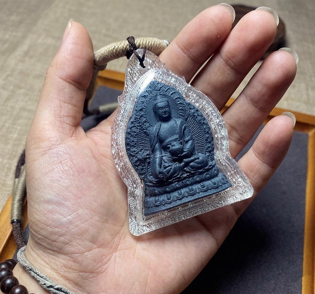 Medicine Buddha Thangka Pendant, Tibetan Medicine Tsa Tsa Ghau Box Necklace, Buddhist Protection Amulet, Vintage Himalayan Spiritual Jewelry
