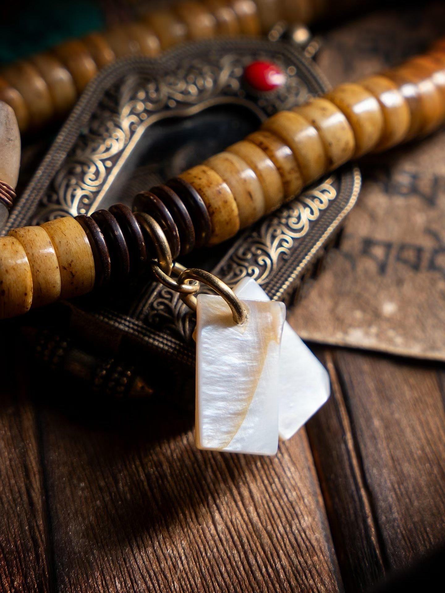Tibetan Yak Mala Necklace – 108 Beads with Shell, Horn, Agate