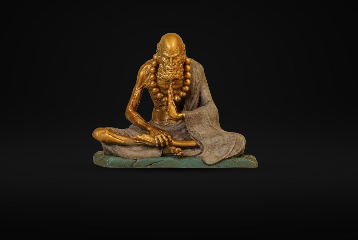 Meditierender Daruma Bodhidharma, Silber-Grau oder Patinagrün